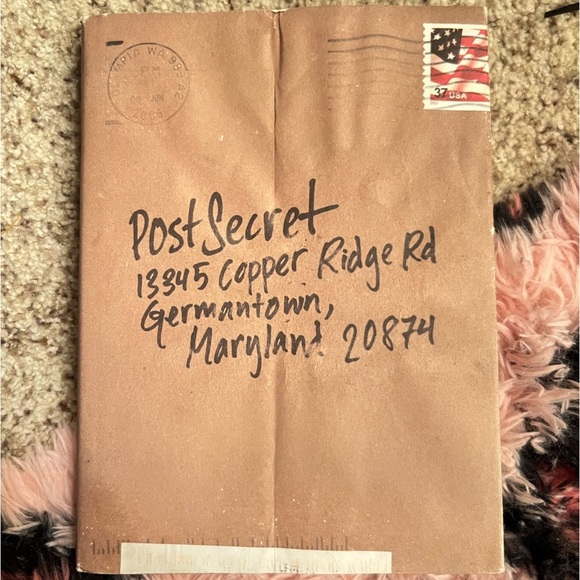 PostSecret: Extraordinary Confessions from Ordinary Lives - Picture 1 of 2